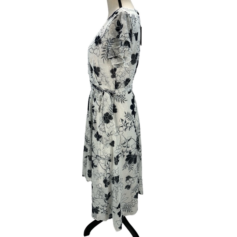 DKNY Short Sleeve Floral Print Faux Wrap Midi Dress - White Black - size 10 - Picture 4 of 9